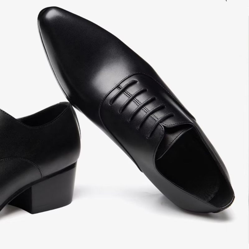 Sapatos Formais Masculinos Couro Refinado Bico Fino Sociais Chiques Oxford - Preto