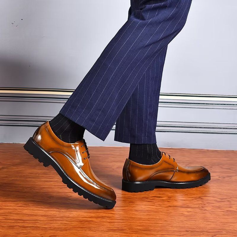 Sapatos Formais Masculinos Derbies Couro Refinado Com Cordões - Café