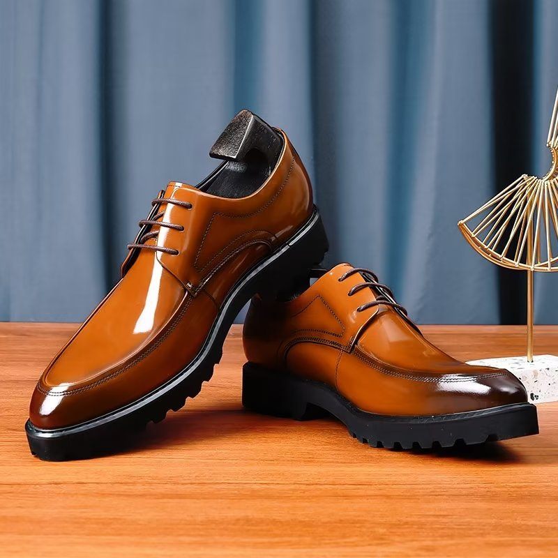 Sapatos Formais Masculinos Derbies Couro Refinado Com Cordões - Café