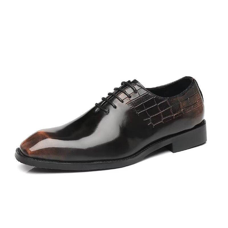 Sapatos Formais Masculinos Elegantes Com Textura Crocodilo Oxford - Café