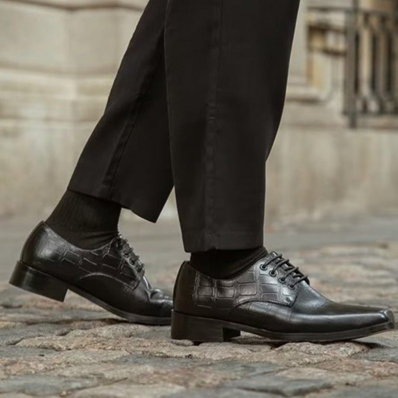 Sapatos Formais Masculinos Elegantes Couro Em Relevo Com Bico Quadrado E Cadarço - Preto