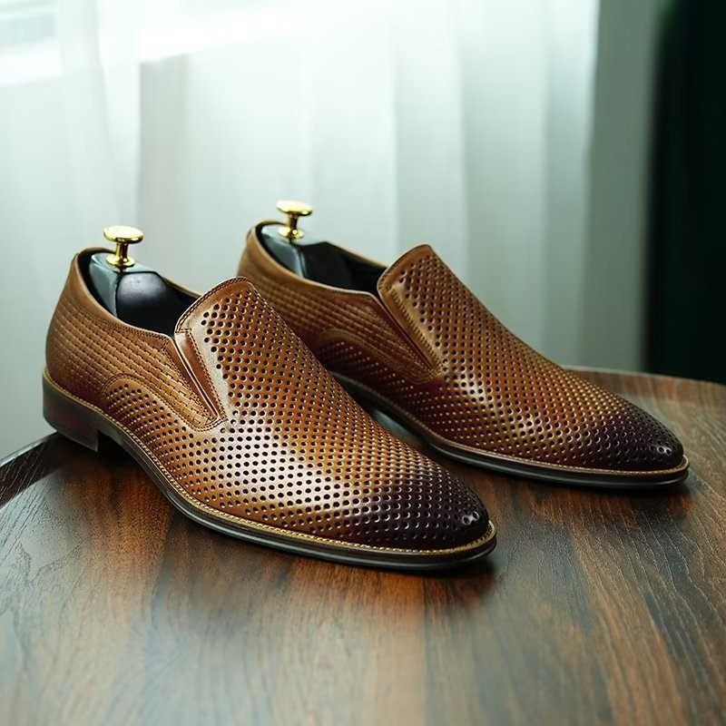 Sapatos Formais Masculinos Elegantes Couro Estilo Brogue Slip-ons Para Casamento - Marrom