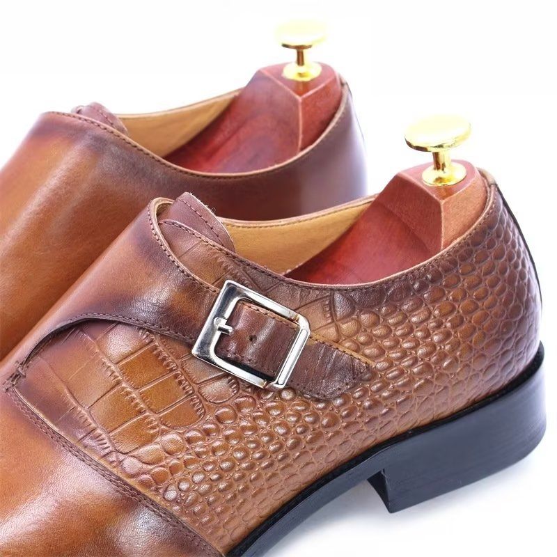 Sapatos Formais Masculinos Elegantes E Luxuosos Com Padrão Crocodilo Monkstrap - Café