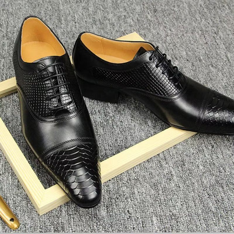 Sapatos Formais Masculinos Elegantes E Personalizados Em Couro Brogue Com Cadarços Para Casamento - Preto