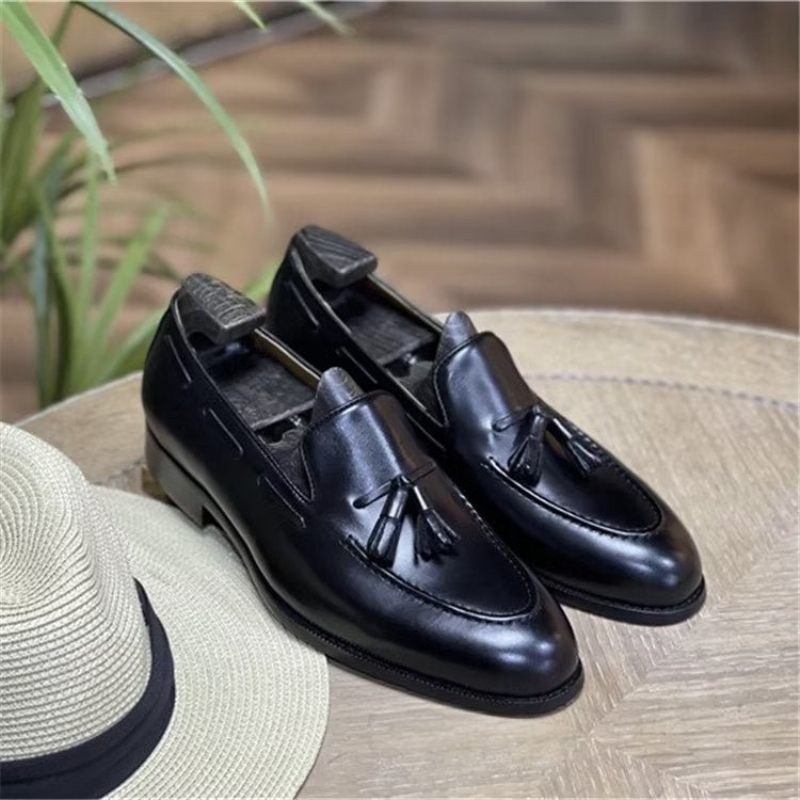 Sapatos Formais Masculinos Elegantes Oxford Couro Estilo Brogue Com Borla - Preto