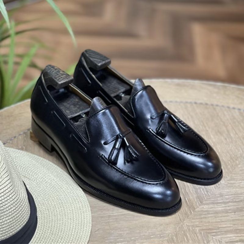 Sapatos Formais Masculinos Elegantes Oxford Couro Estilo Brogue Com Borla - Preto