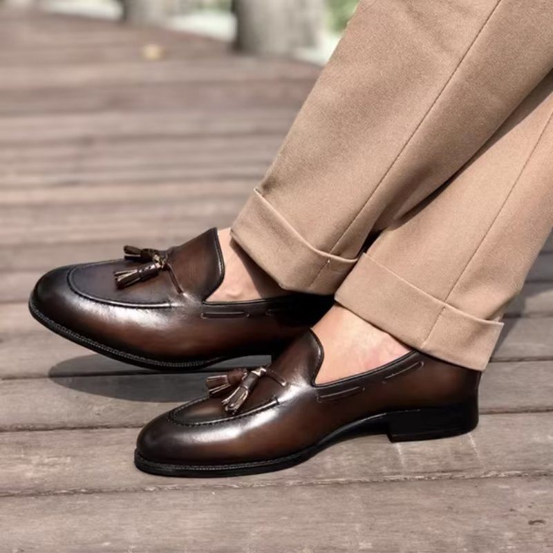 Sapatos Formais Masculinos Elegantes Oxford Couro Estilo Brogue Com Borla - Café