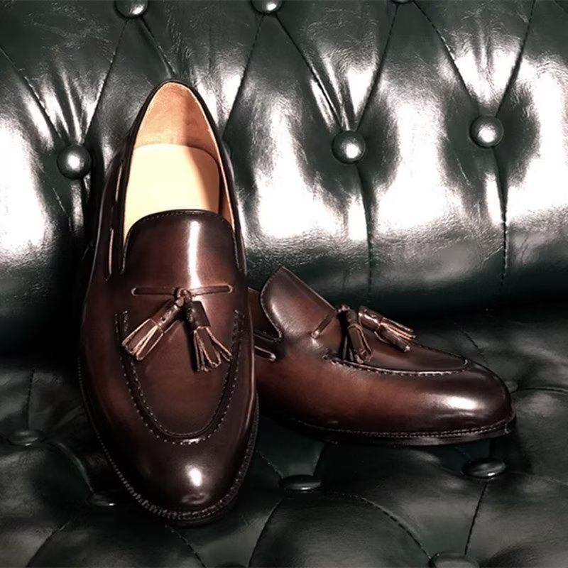 Sapatos Formais Masculinos Elegantes Oxford Couro Estilo Brogue Com Borla - Café