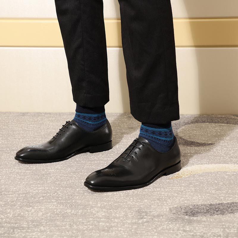 Sapatos Formais Masculinos Estilo Bolinha Exótica Brogue - Preto