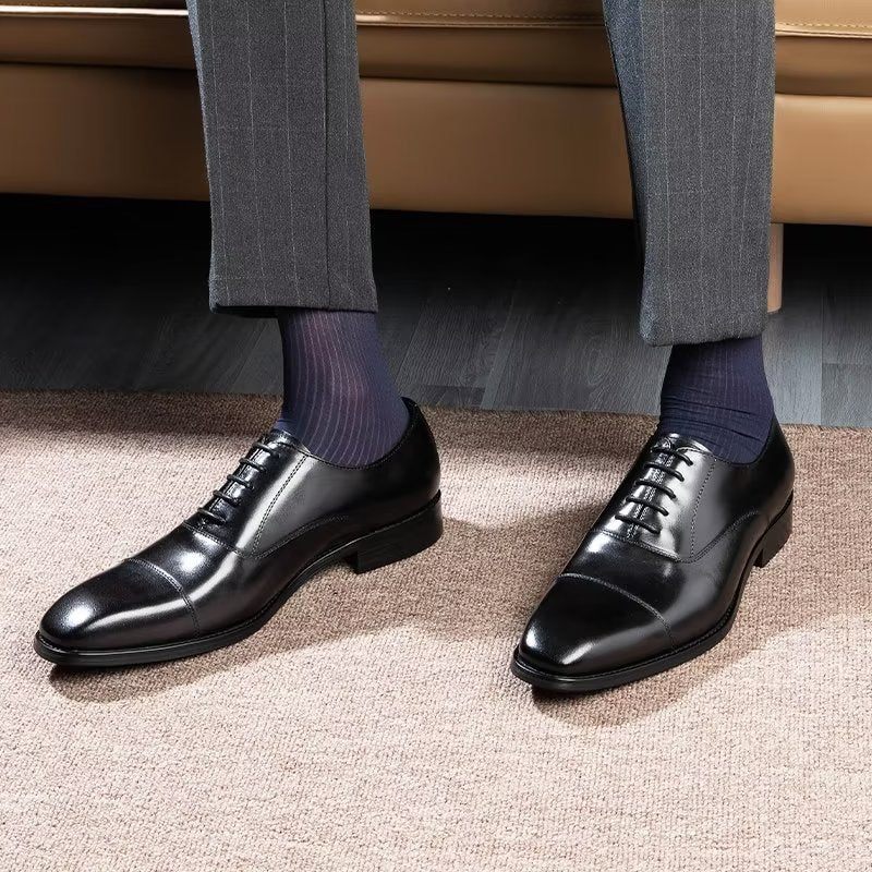 Sapatos Formais Masculinos Luxo Com Padrão Liso Oxford - Preto