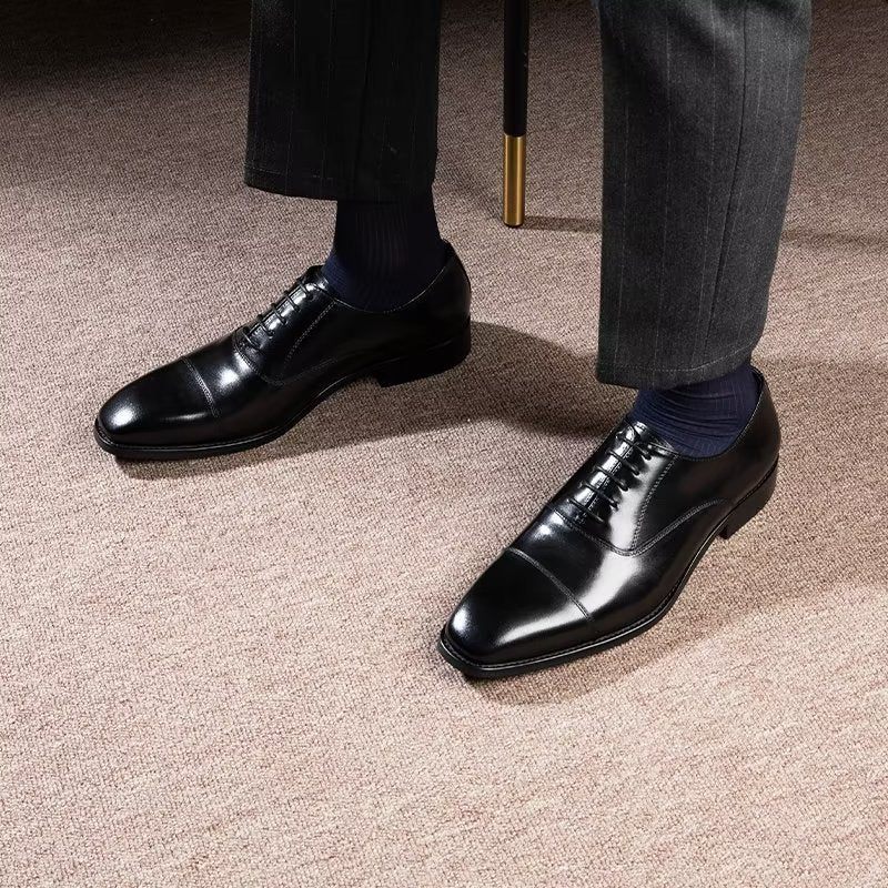 Sapatos Formais Masculinos Luxo Com Padrão Liso Oxford - Preto