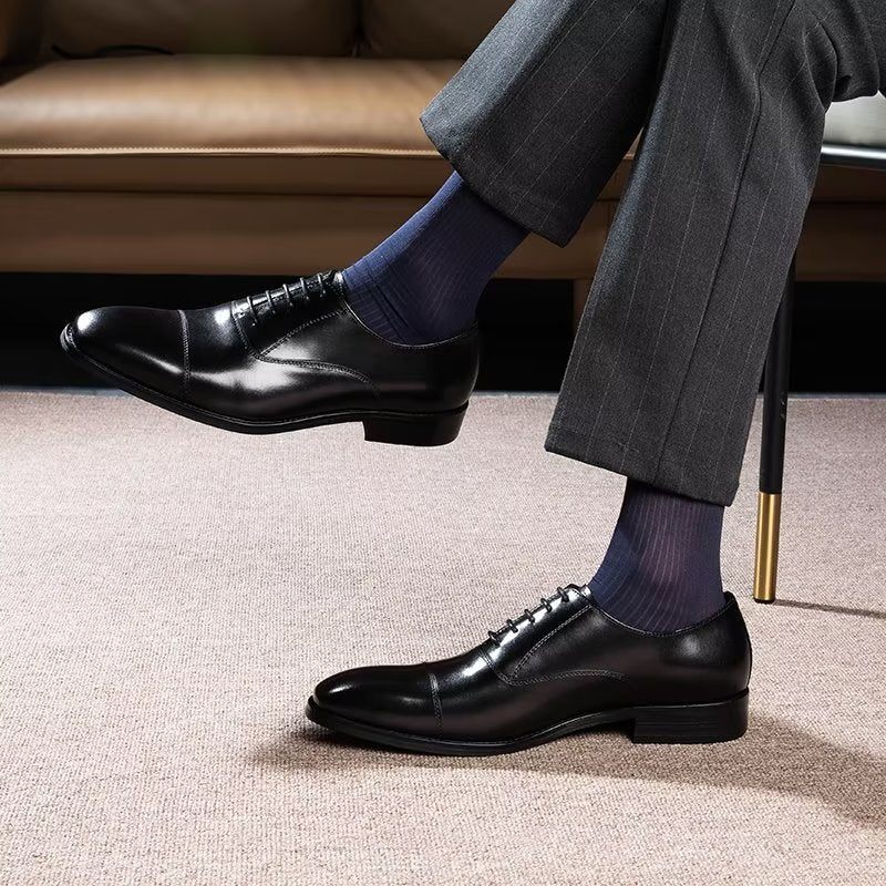 Sapatos Formais Masculinos Luxo Com Padrão Liso Oxford - Preto