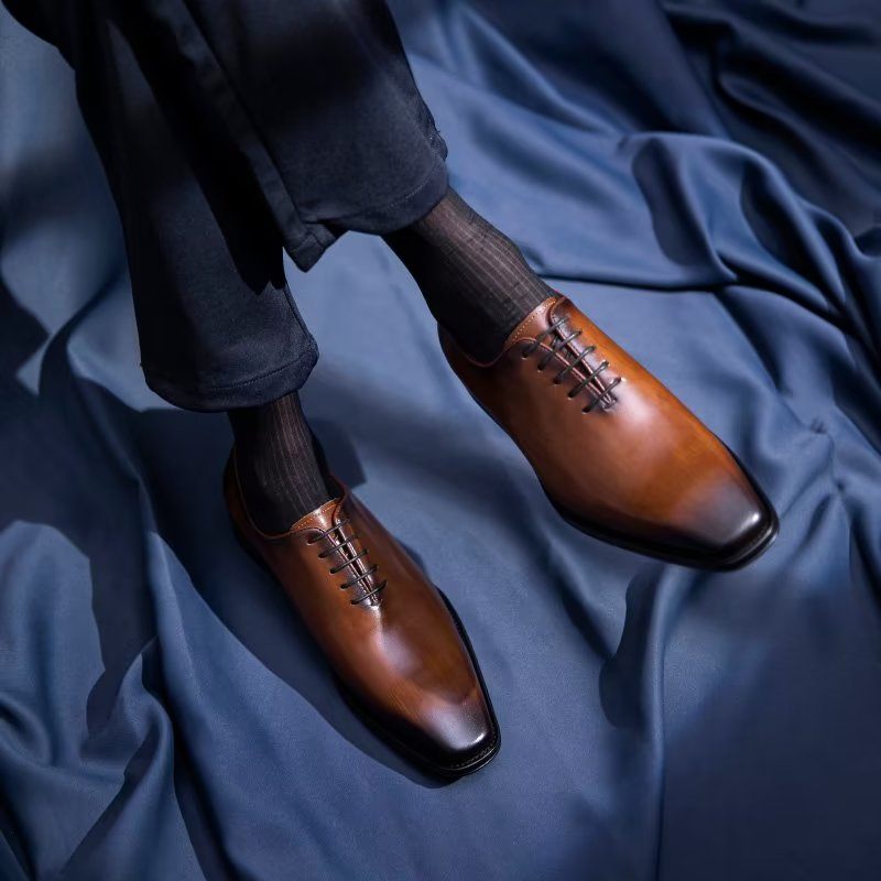 Sapatos Formais Masculinos Opulentos E Lisos Com Padrão Oxford - Café