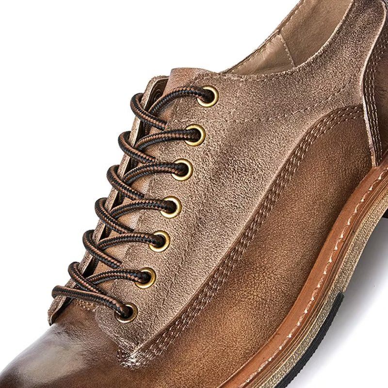 Sapatos Formais Masculinos Opulentos Em Relevo Com Cordões E Bico Redondo - Café