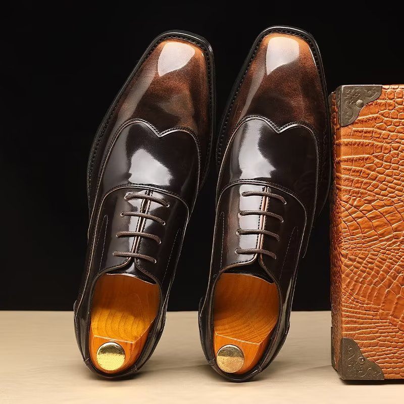 Sapatos Formais Masculinos Opulentos Em Relevo Microfibra Bico Fino Oxford - Café