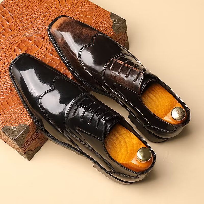 Sapatos Formais Masculinos Opulentos Em Relevo Microfibra Bico Fino Oxford - Café