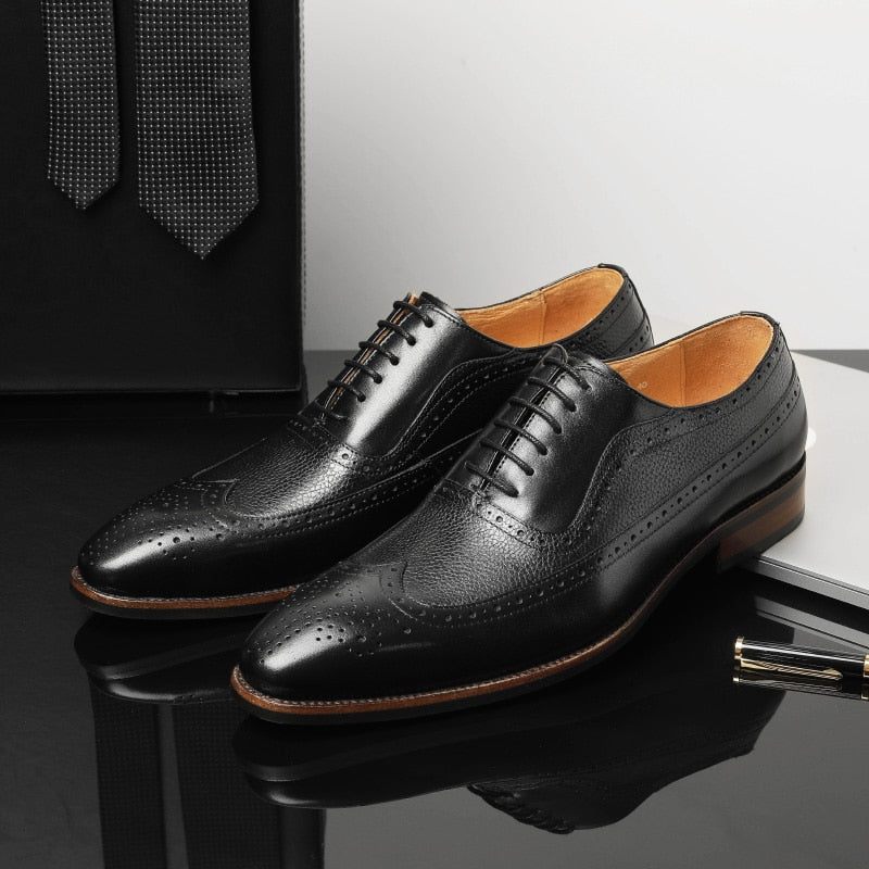 Sapatos Formais Masculinos Pontiagudos Com Cadarço Brogues - Preto