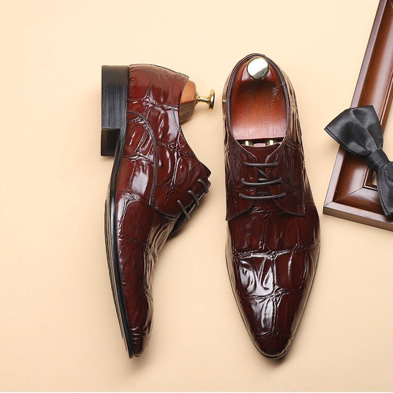 Sapatos Formais Masculinos Requintados Com Cadarço Pontiagudo Brogue - Vermelho