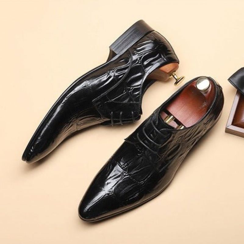 Sapatos Formais Masculinos Requintados Com Cadarço Pontiagudo Brogue - Preto