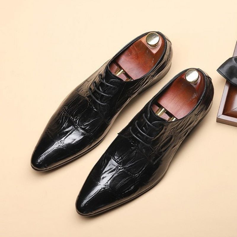 Sapatos Formais Masculinos Requintados Com Cadarço Pontiagudo Brogue - Preto