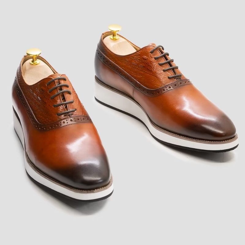 Sapatos Formais Masculinos Requintados Com Textura Crocodilo Oxford - Café