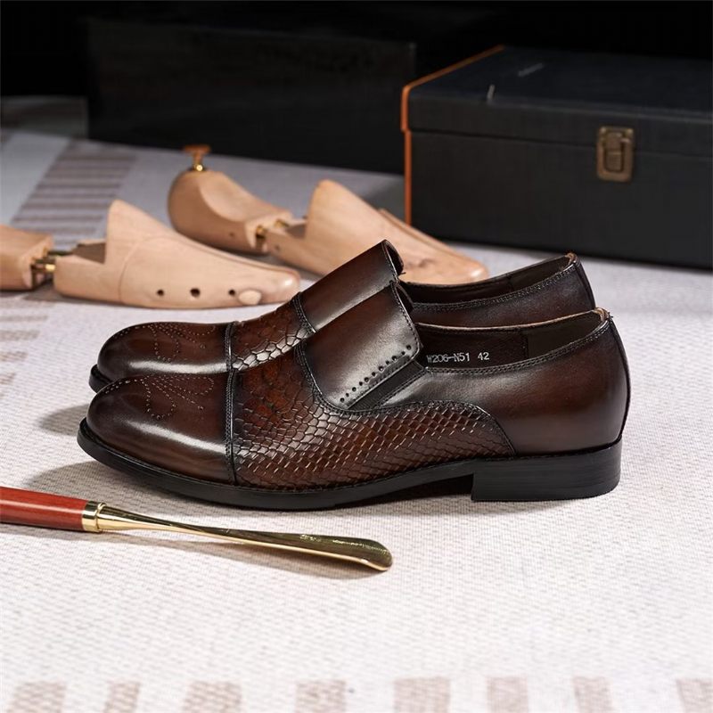 Sapatos Formais Masculinos Sofisticados Slip-on Elegância Em Couro - Café