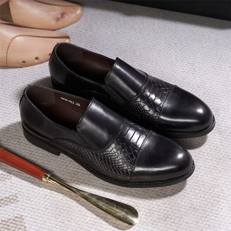 Sapatos Formais Masculinos Sofisticados Slip-on Elegância Em Couro - Preto